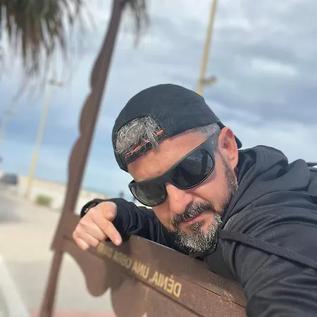 Piso Bajo 3 2 Banos Y Gran Terraza * Denia