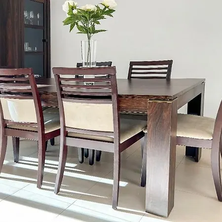 Piso Bajo 3 2 Banos Y Gran Terraza Apartment *