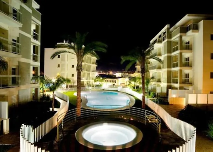 Apartamento Piso Bajo 3 2 Banos Y Gran Terraza