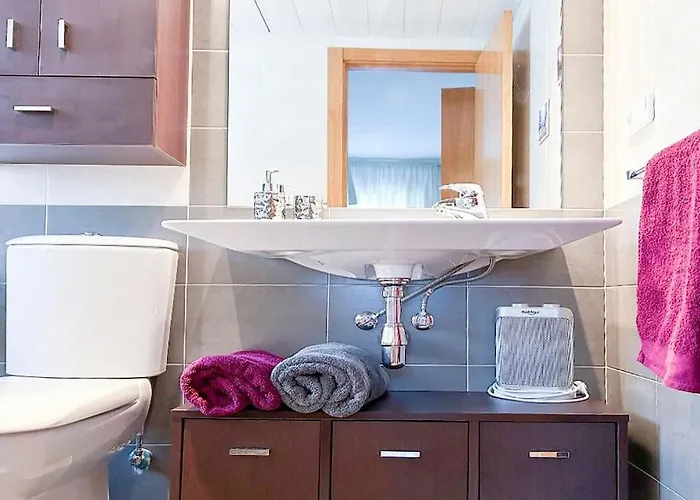 Piso Bajo 3 2 Banos Y Gran Terraza